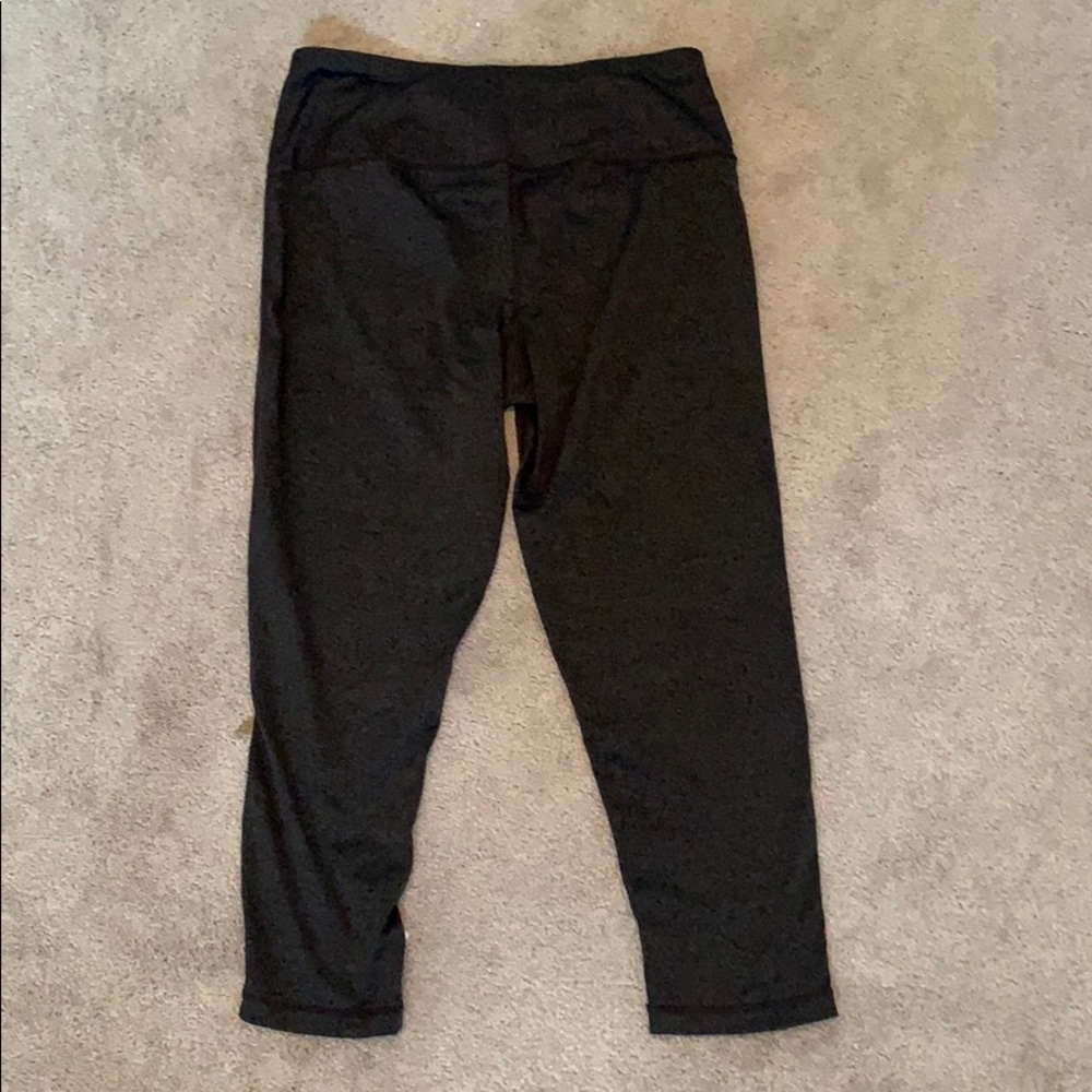 Dark Grey Cropped Leggings